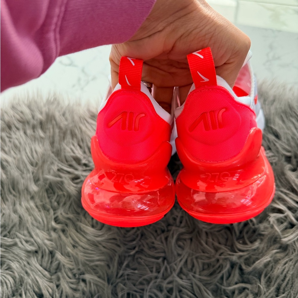 Nike Air Max 270 - Picture 8 of 10